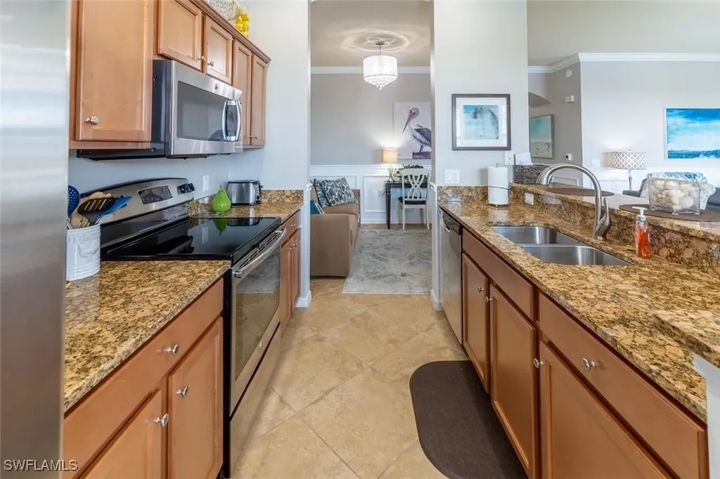 9731 Acqua Court Naples FL 34113