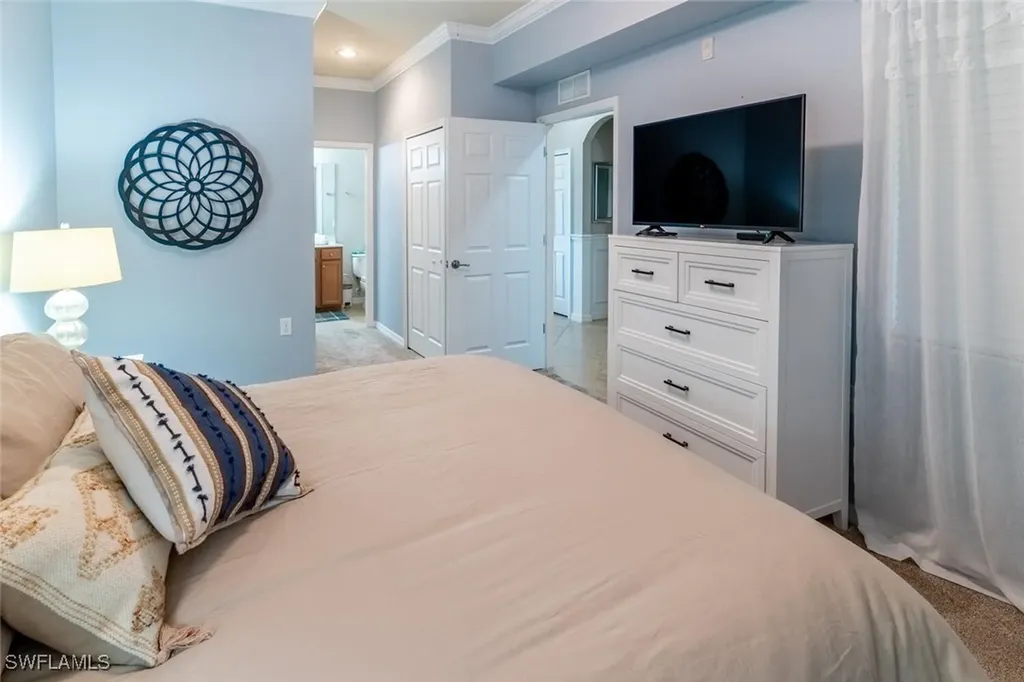 9731 Acqua Court Naples FL 34113