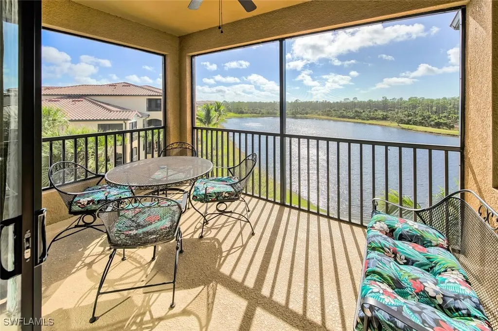9731 Acqua Court Naples FL 34113