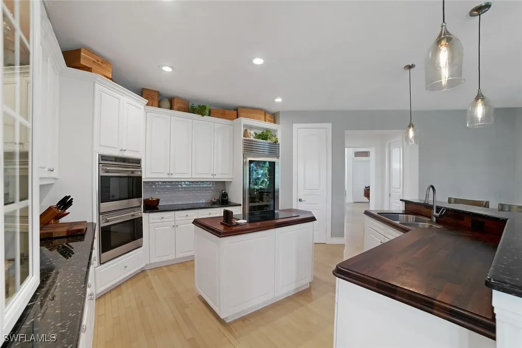 12901 Pond Apple Drive E Naples FL 34119