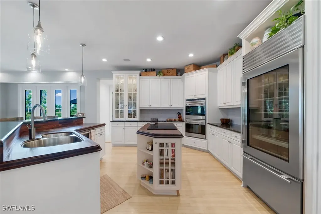12901 Pond Apple Drive E Naples FL 34119