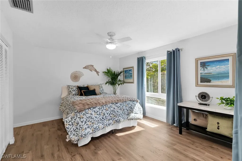 900 Henderson Creek Drive Naples FL 34114