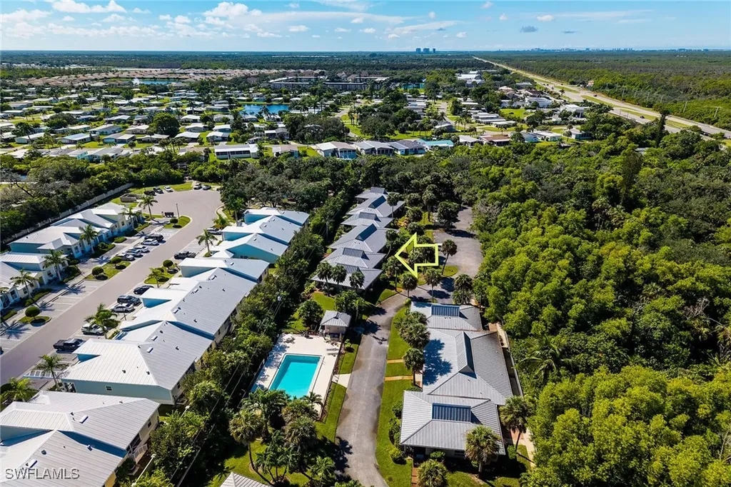 900 Henderson Creek Drive Naples FL 34114