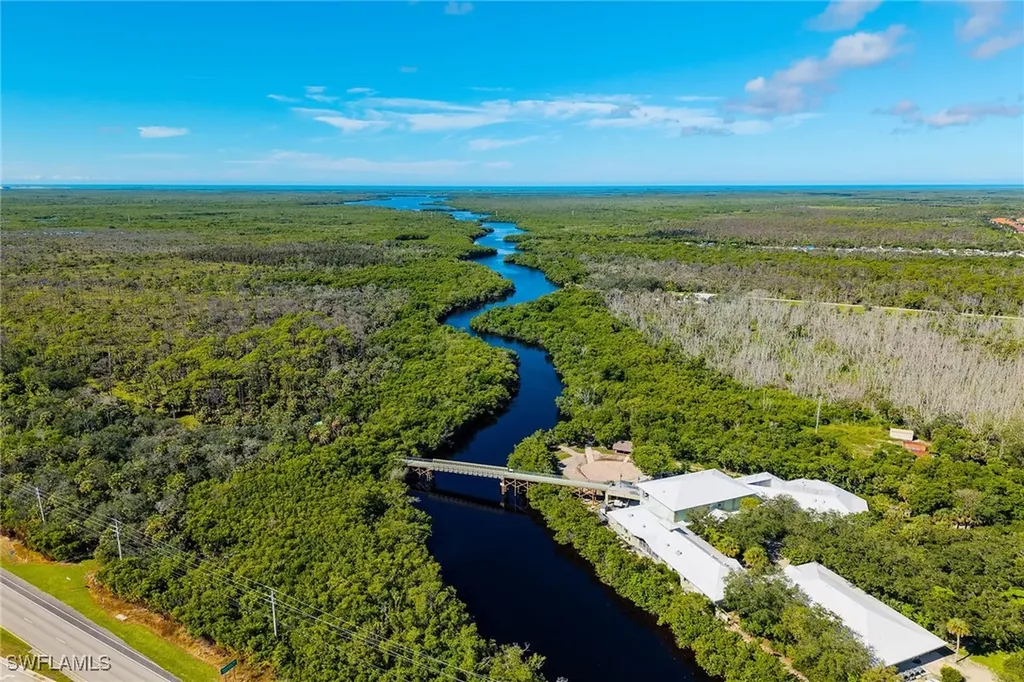 900 Henderson Creek Drive Naples FL 34114