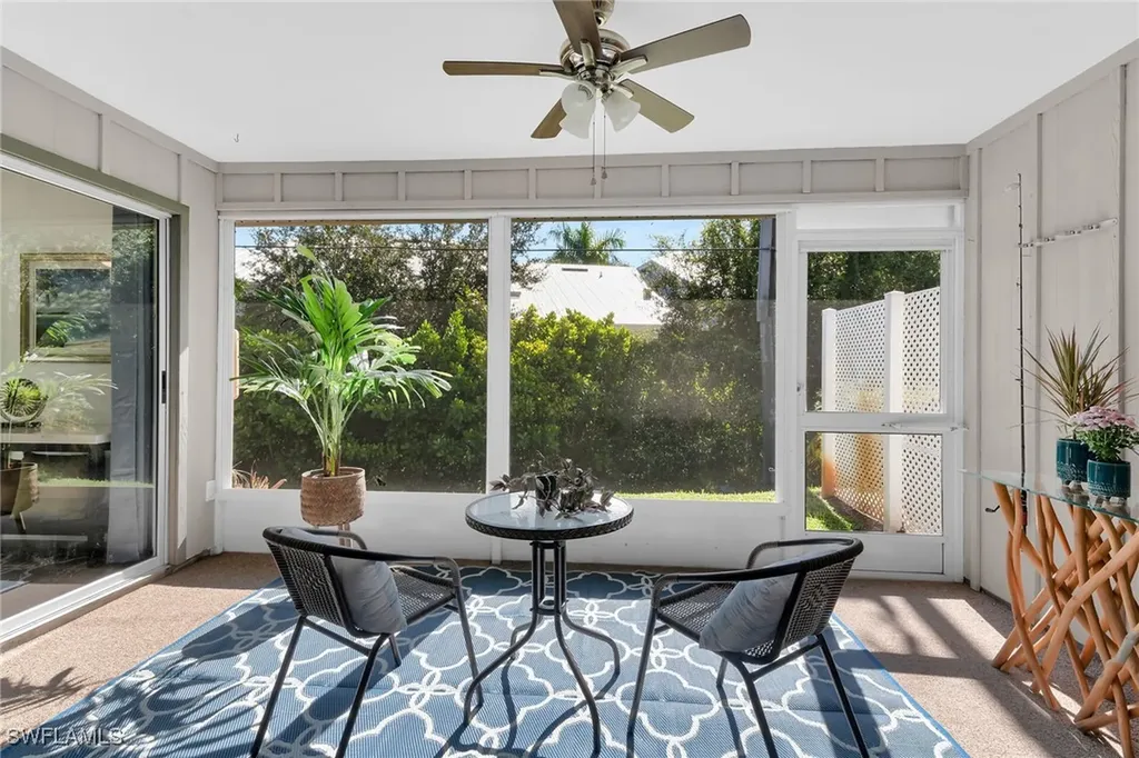 900 Henderson Creek Drive Naples FL 34114