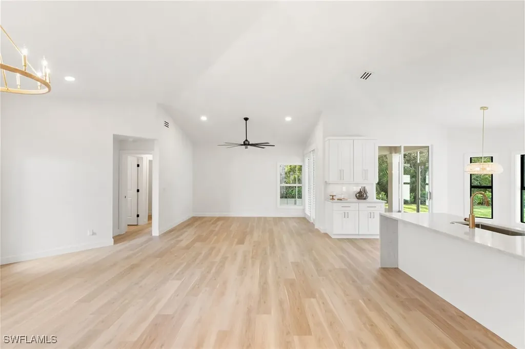 1159 Silverstrand Drive Naples FL 34110