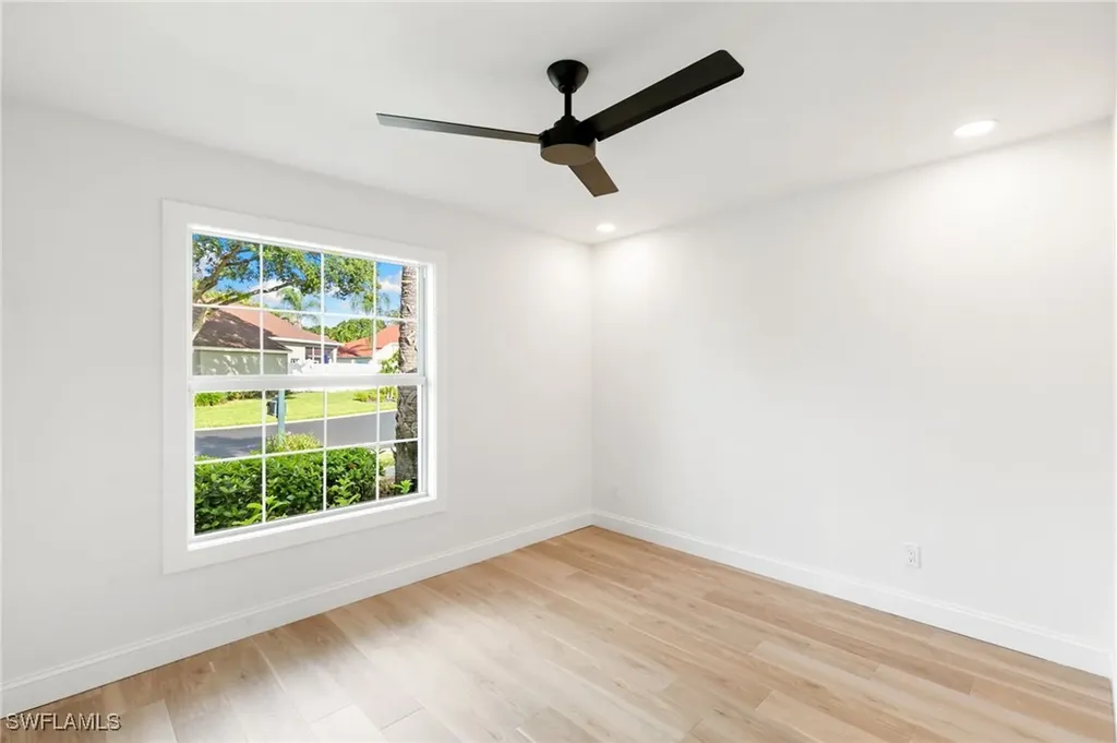1159 Silverstrand Drive Naples FL 34110