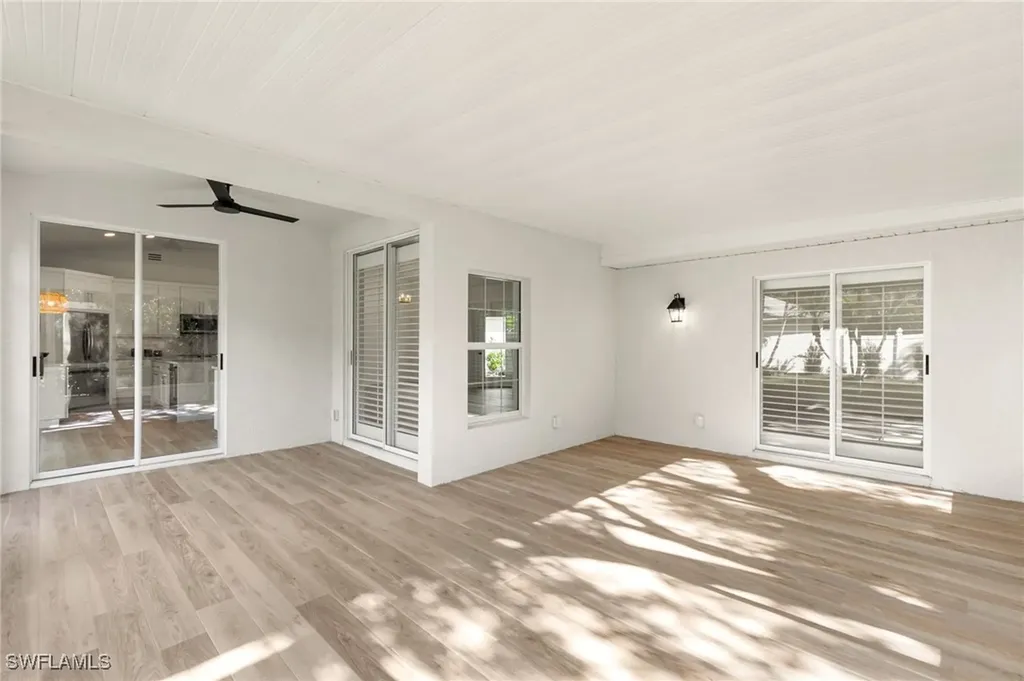 1159 Silverstrand Drive Naples FL 34110