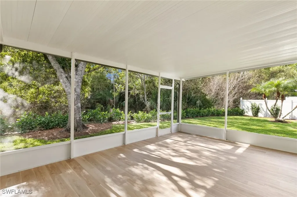1159 Silverstrand Drive Naples FL 34110