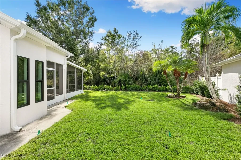 1159 Silverstrand Drive Naples FL 34110