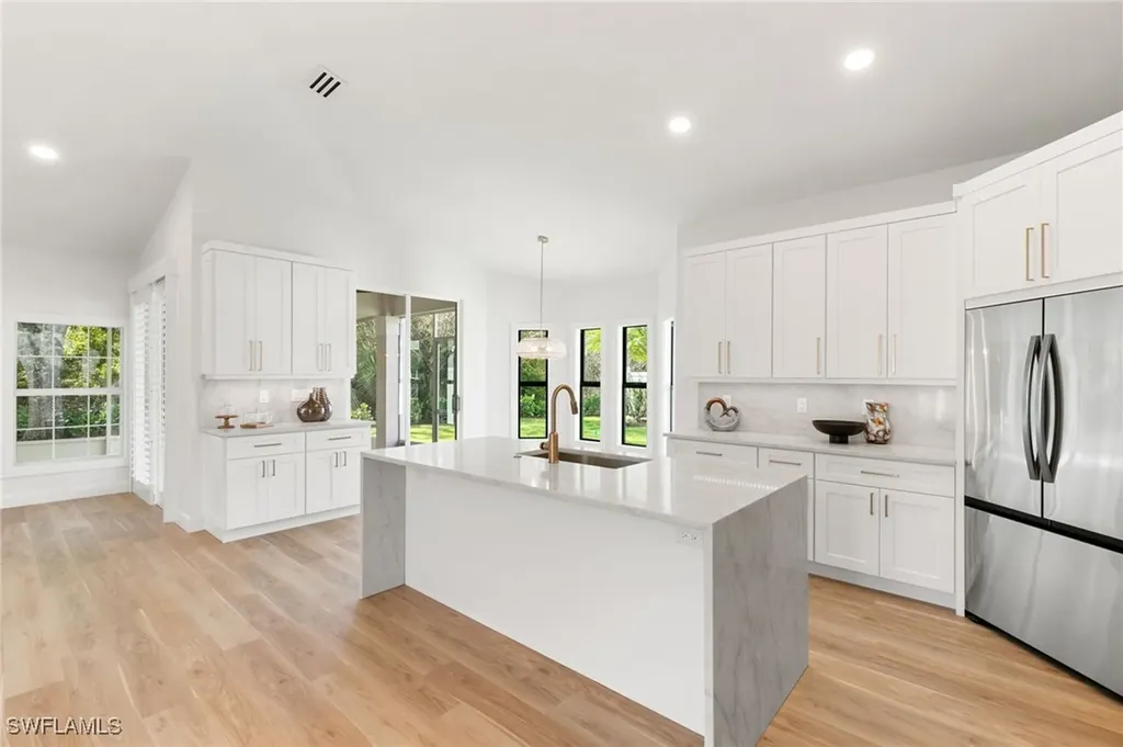 1159 Silverstrand Drive Naples FL 34110