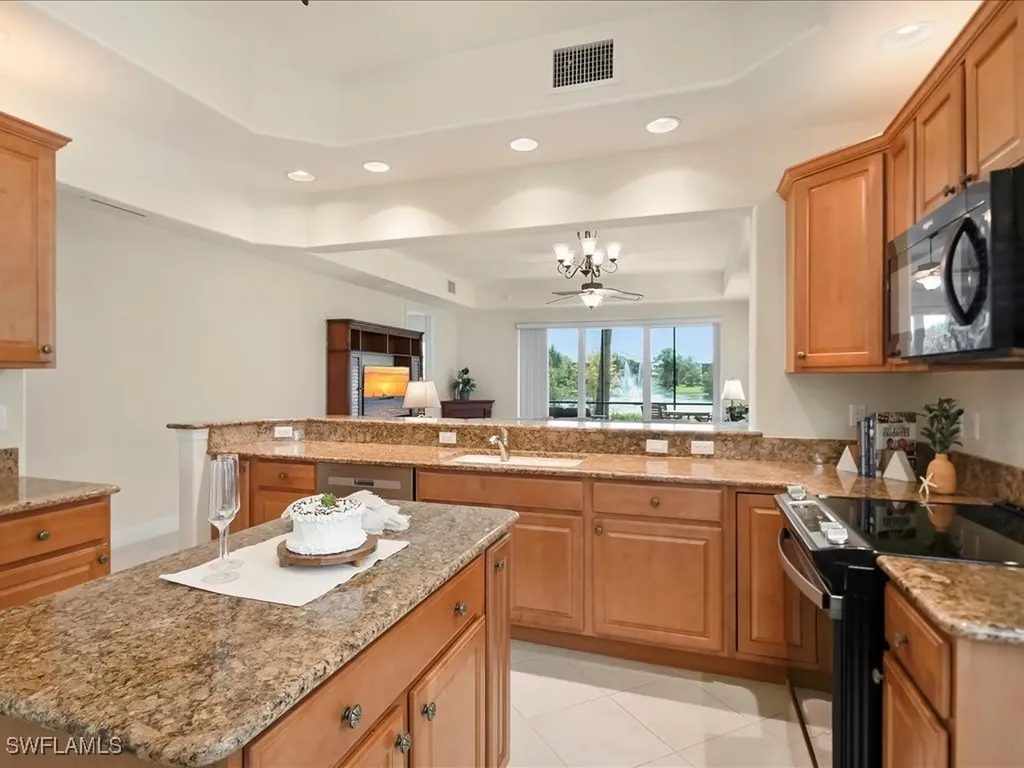 7832 Hawthorne Drive Naples FL 34113