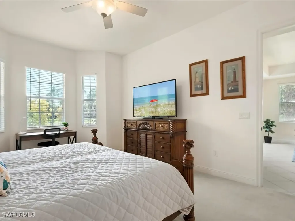 7832 Hawthorne Drive Naples FL 34113