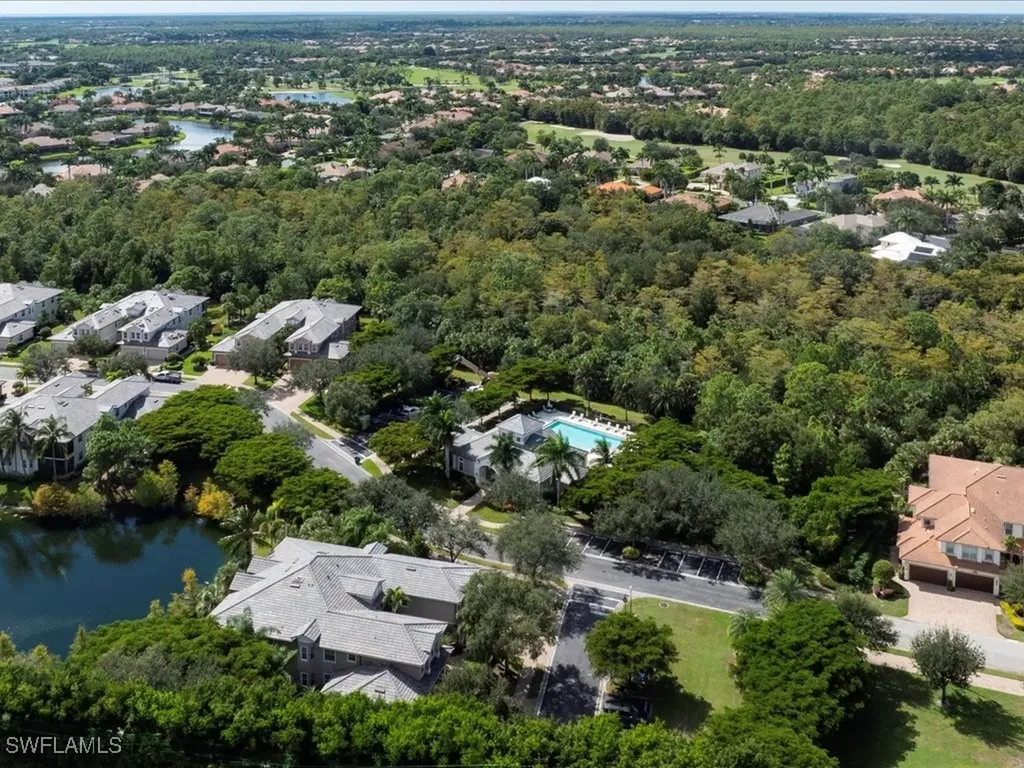 7832 Hawthorne Drive Naples FL 34113