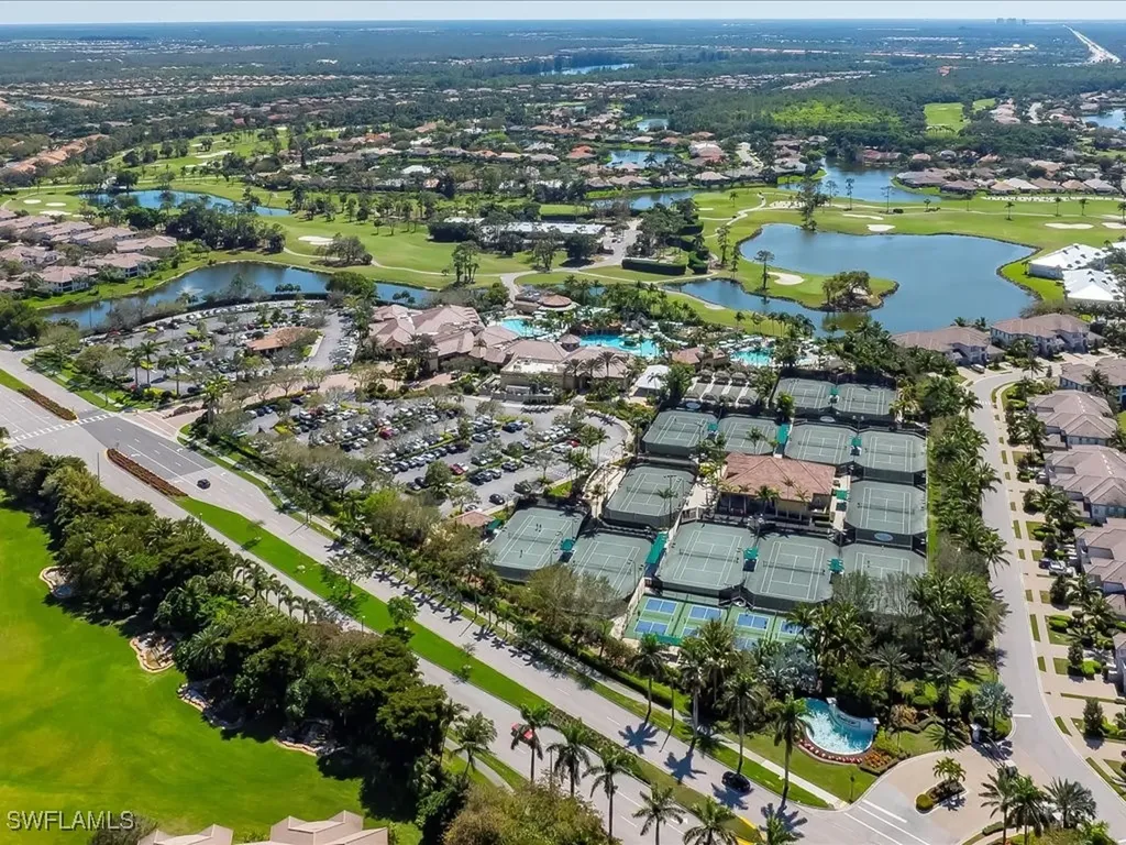 7832 Hawthorne Drive Naples FL 34113