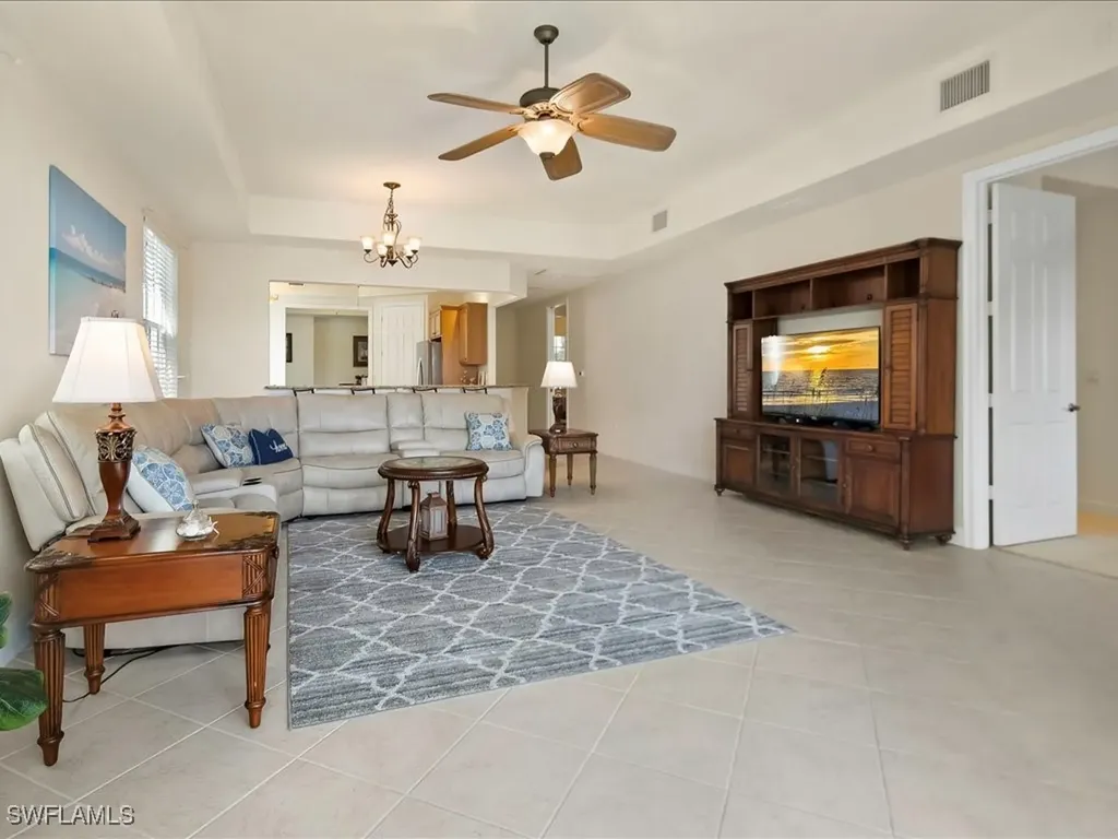 7832 Hawthorne Drive Naples FL 34113