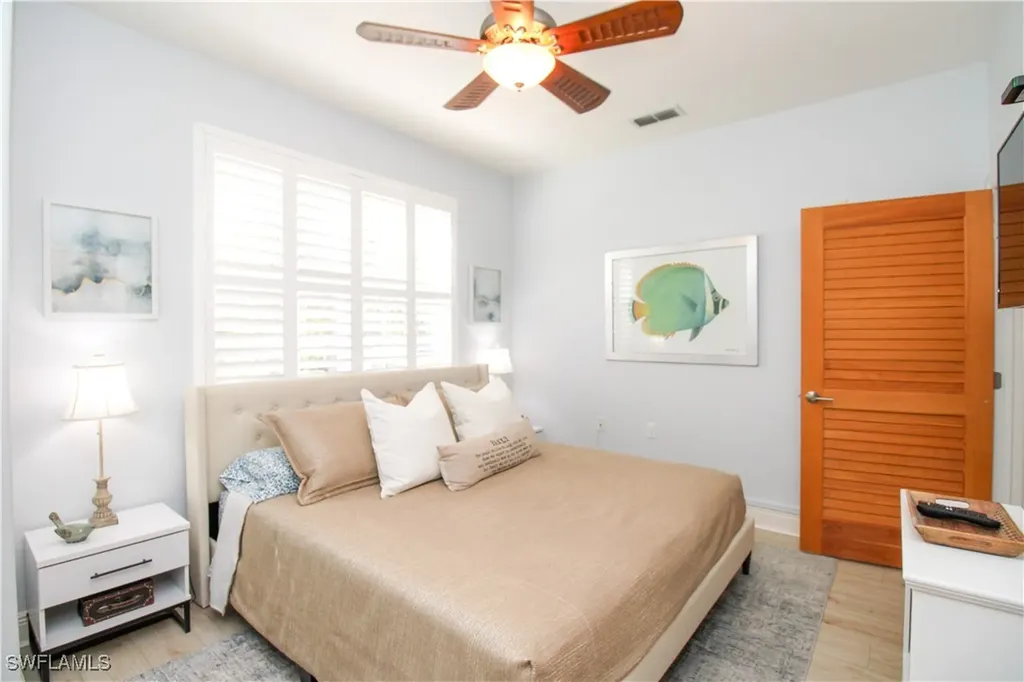 4853 Hampshire Court Naples FL 34112