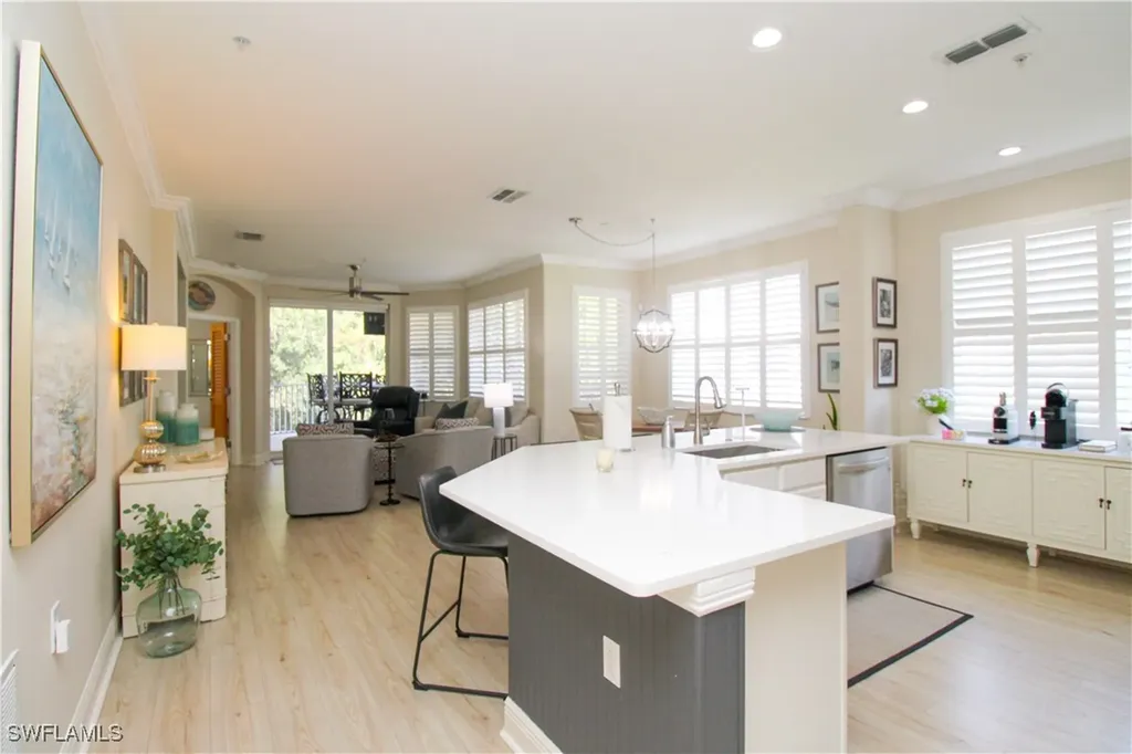 4853 Hampshire Court Naples FL 34112