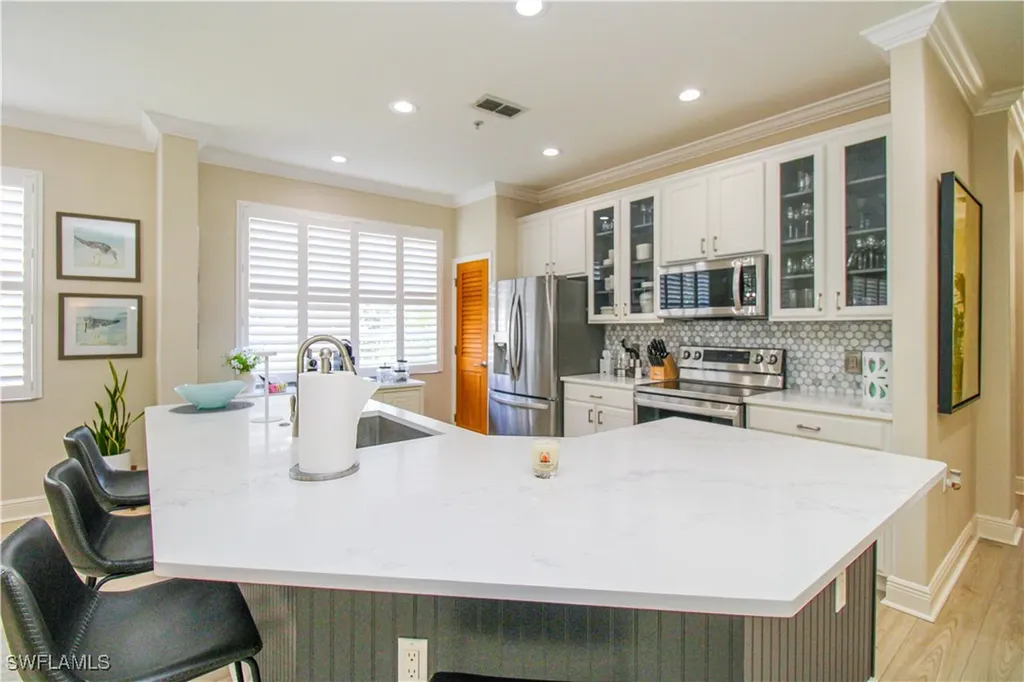 4853 Hampshire Court Naples FL 34112