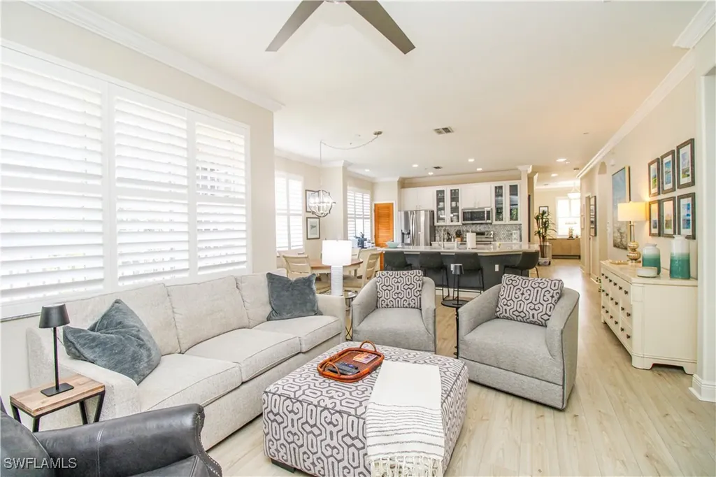 4853 Hampshire Court Naples FL 34112