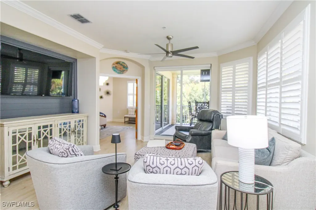 4853 Hampshire Court Naples FL 34112