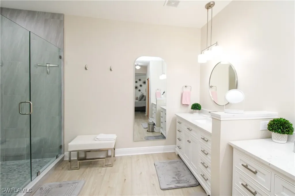 4853 Hampshire Court Naples FL 34112