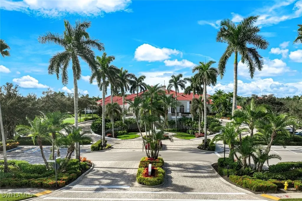 4805 Shinnecock Hills Court Naples FL 34112