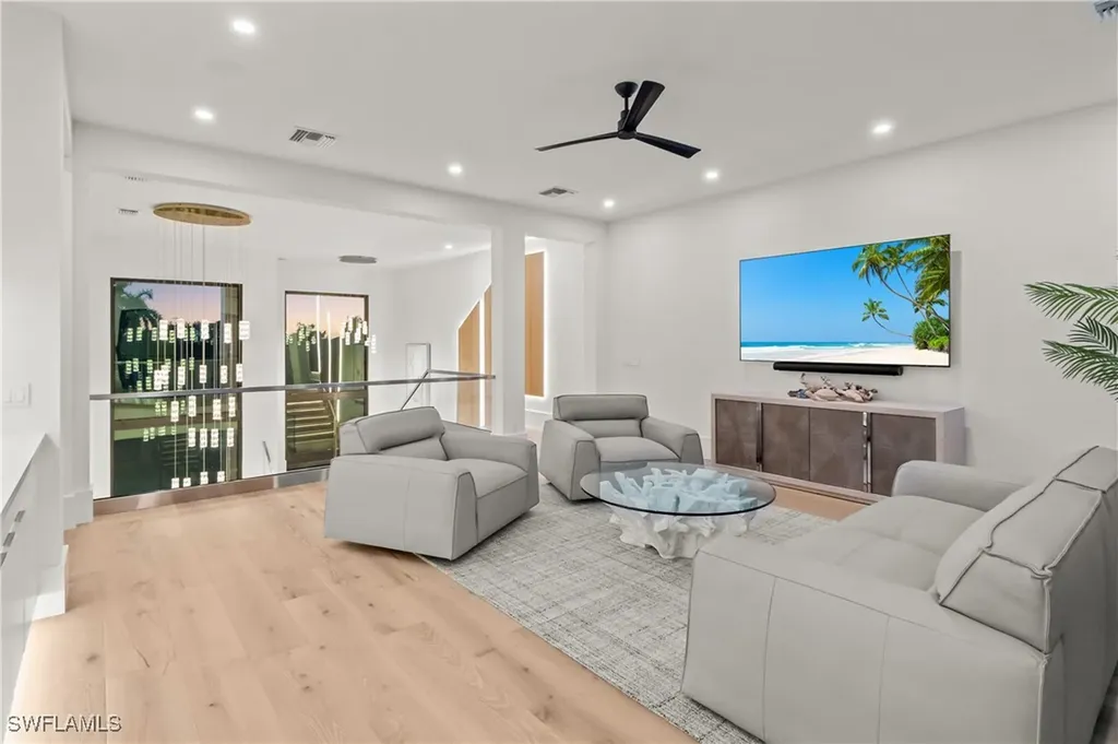 921 Giralda Court Marco Island FL 34145