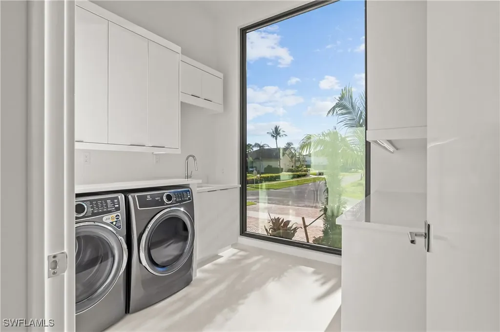 921 Giralda Court Marco Island FL 34145