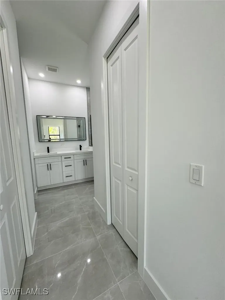 1247 Earnest Street E Lehigh Acres FL 33974