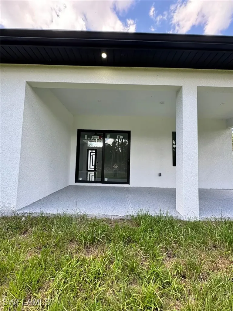 1247 Earnest Street E Lehigh Acres FL 33974