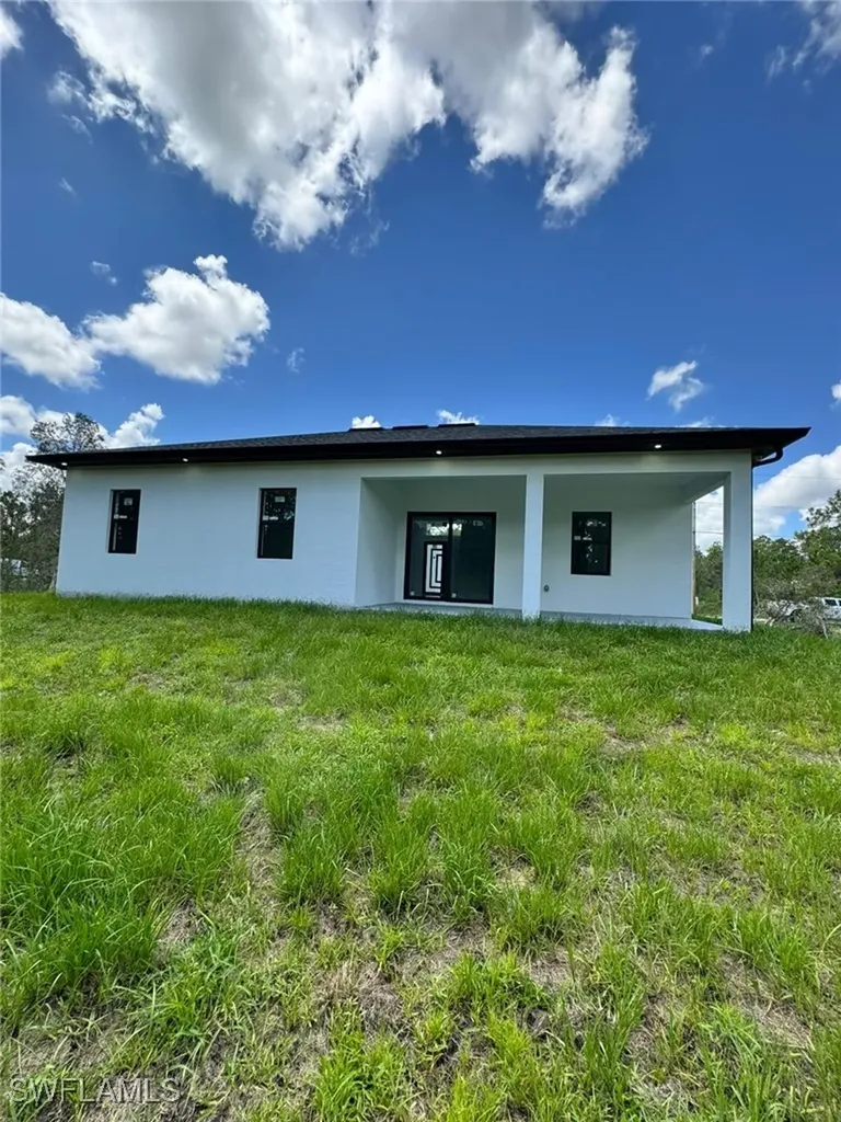 1247 Earnest Street E Lehigh Acres FL 33974