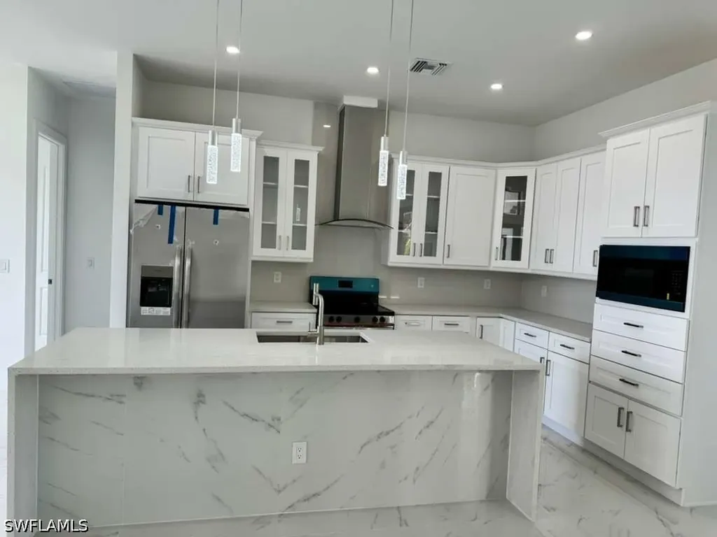 1247 Earnest Street E Lehigh Acres FL 33974