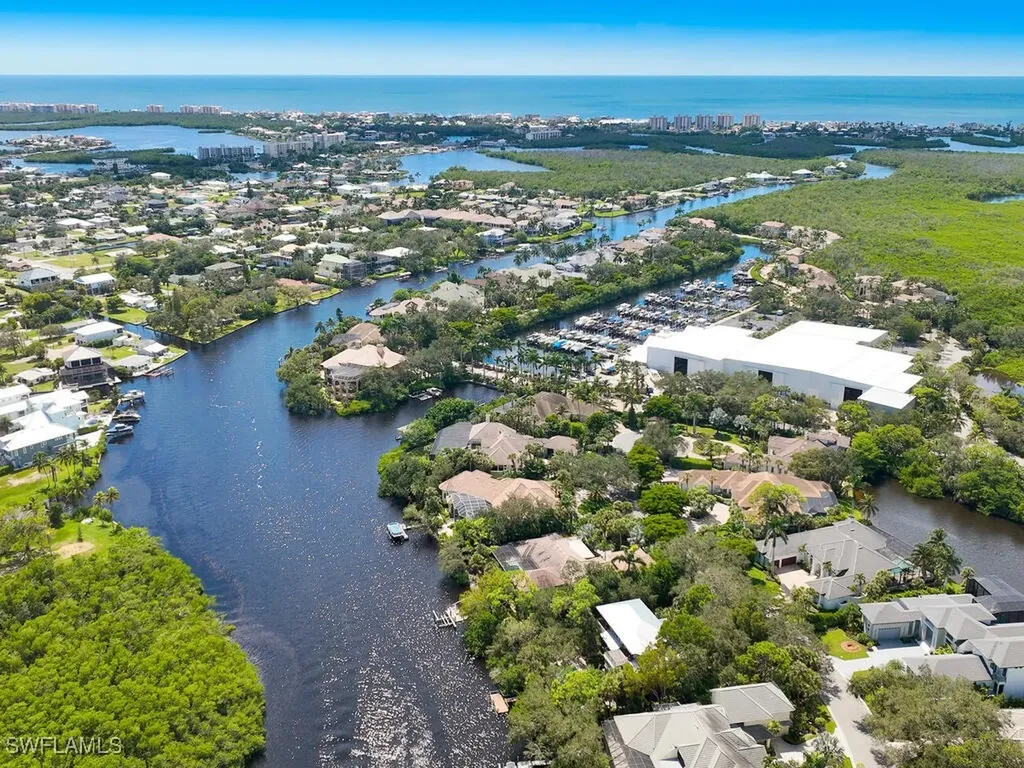 27351 Oak Knoll Drive Bonita Springs FL 34134