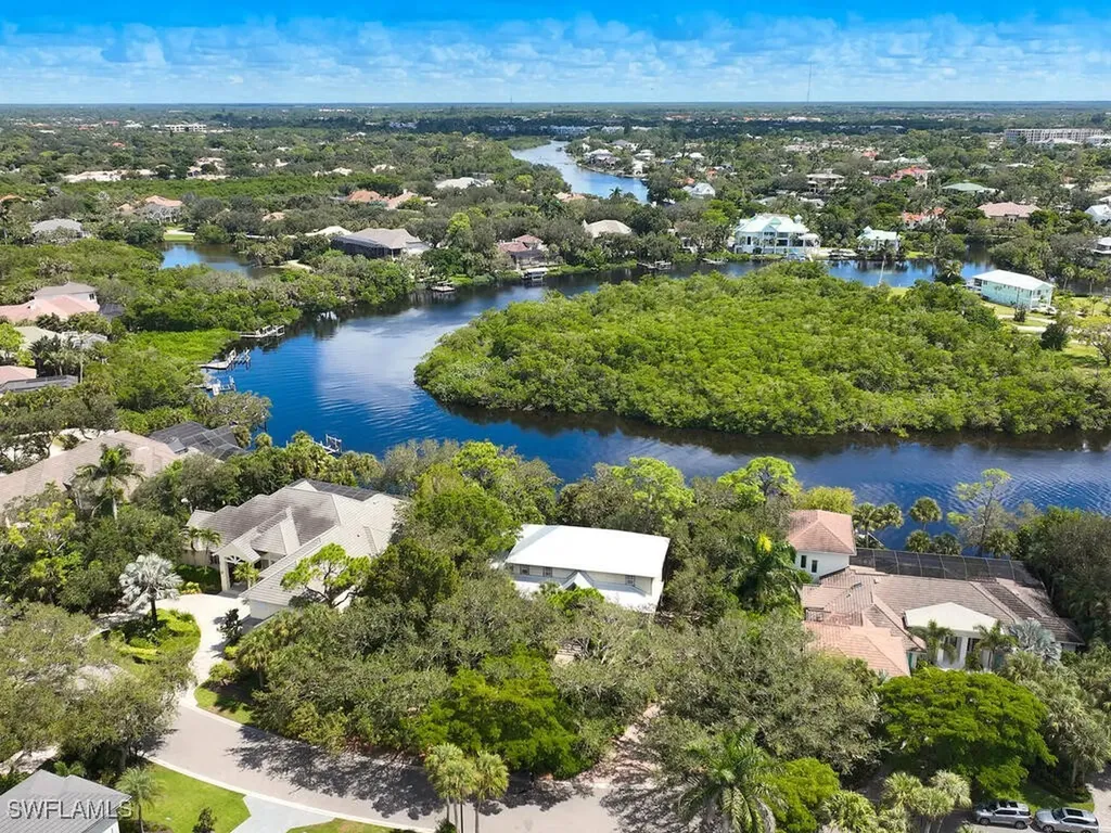 27351 Oak Knoll Drive Bonita Springs FL 34134