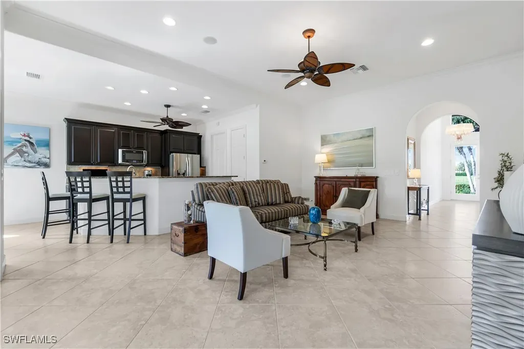9090 Limestone Lane Naples FL 34120