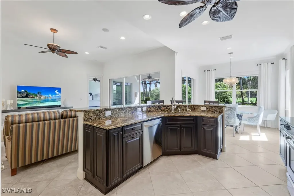 9090 Limestone Lane Naples FL 34120