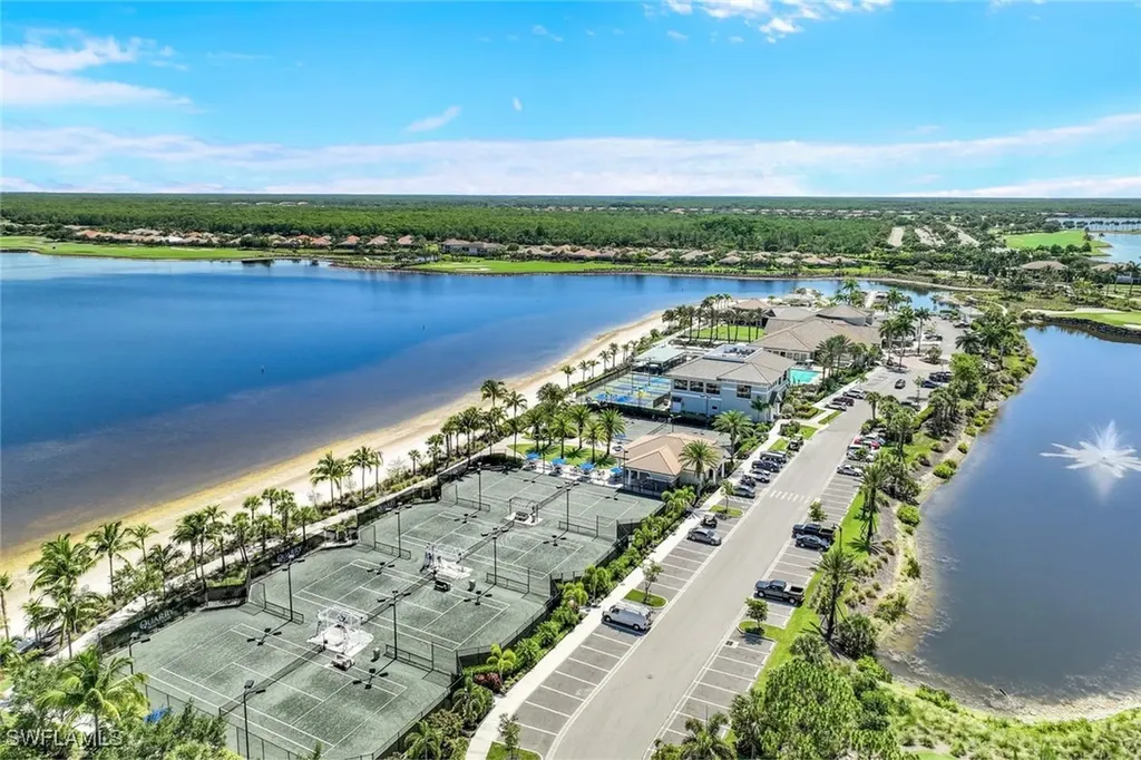 9090 Limestone Lane Naples FL 34120