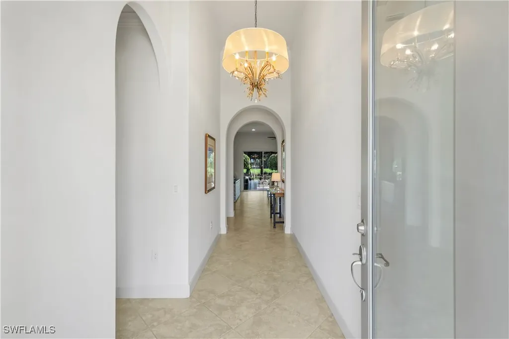 9090 Limestone Lane Naples FL 34120