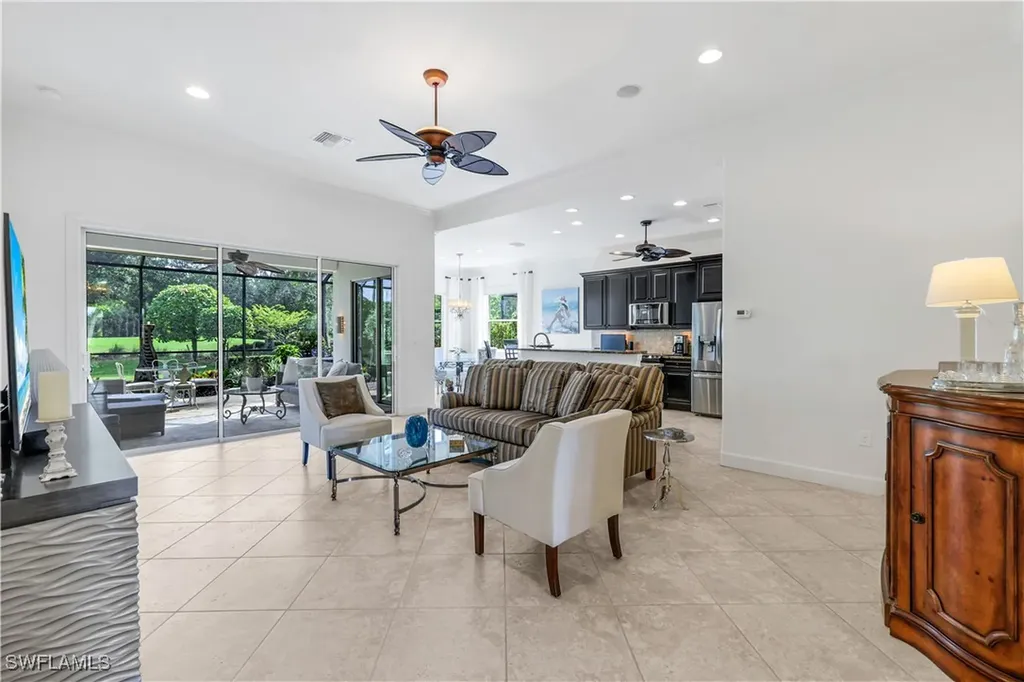9090 Limestone Lane Naples FL 34120