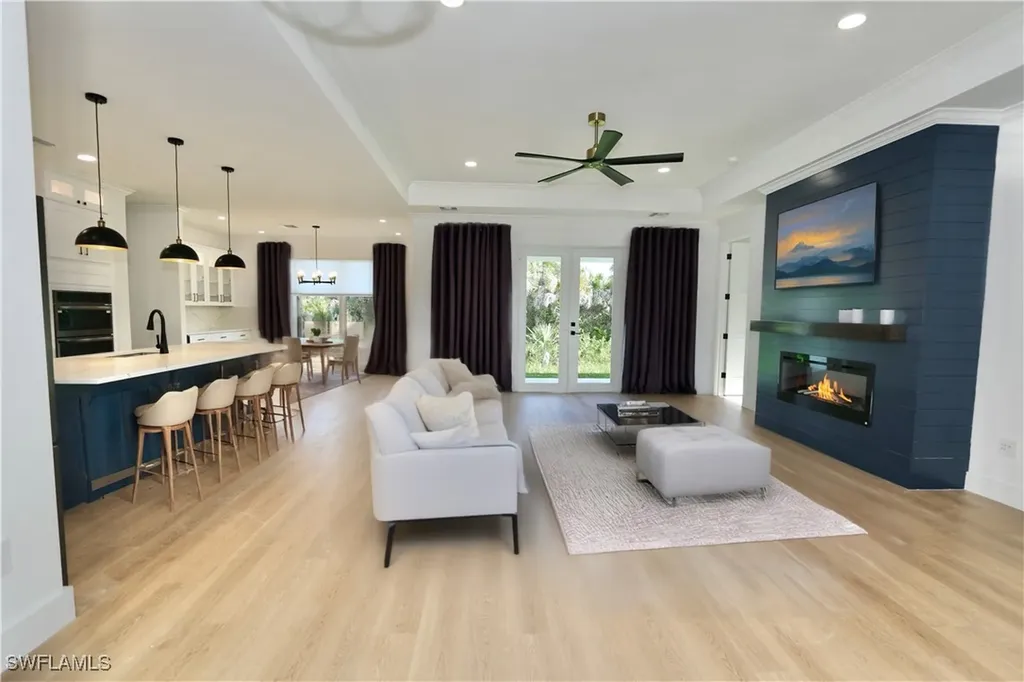 539 37th Avenue NW Naples FL 34120