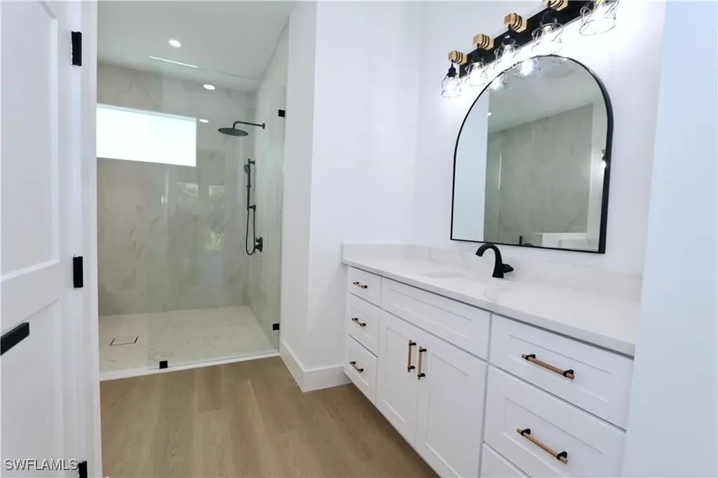 539 37th Avenue NW Naples FL 34120