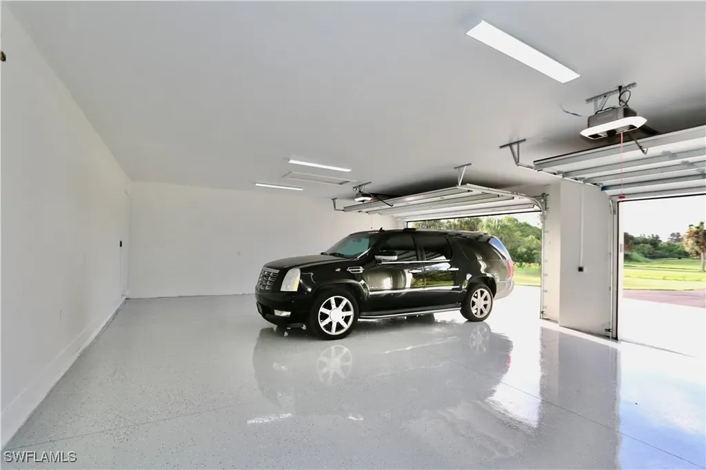 539 37th Avenue NW Naples FL 34120