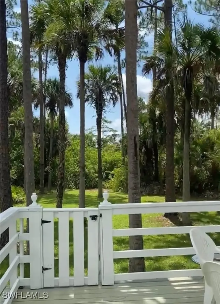 1480 8th Street NE Naples FL 34120