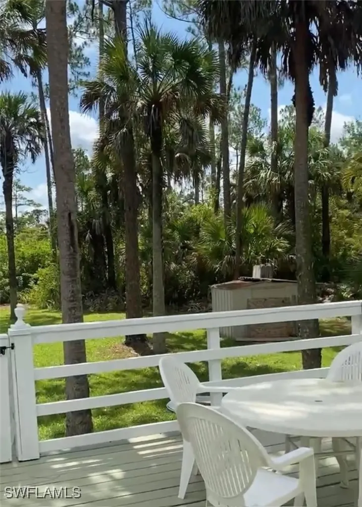 1480 8th Street NE Naples FL 34120