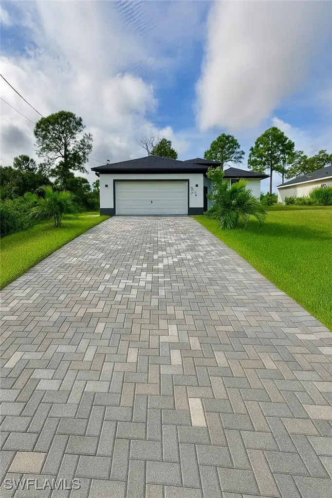 3215 75th Street W Lehigh Acres FL 33971