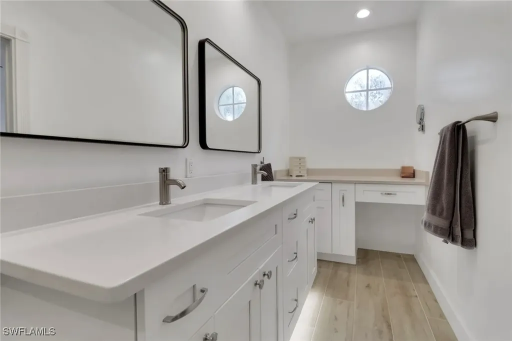 3570 Zanzibar Way Naples FL 34119