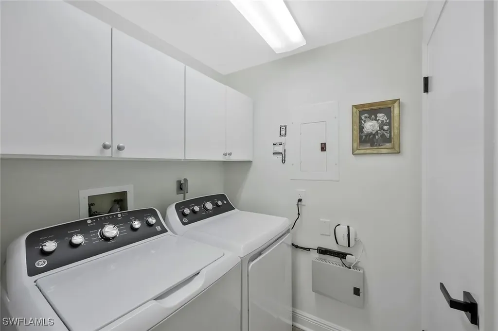 780 Willowbrook Drive Naples FL 34108