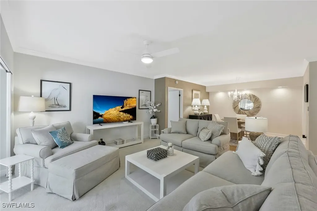 780 Willowbrook Drive Naples FL 34108