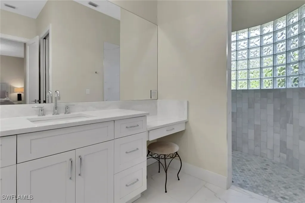 2127 Harlans Run Naples FL 34105